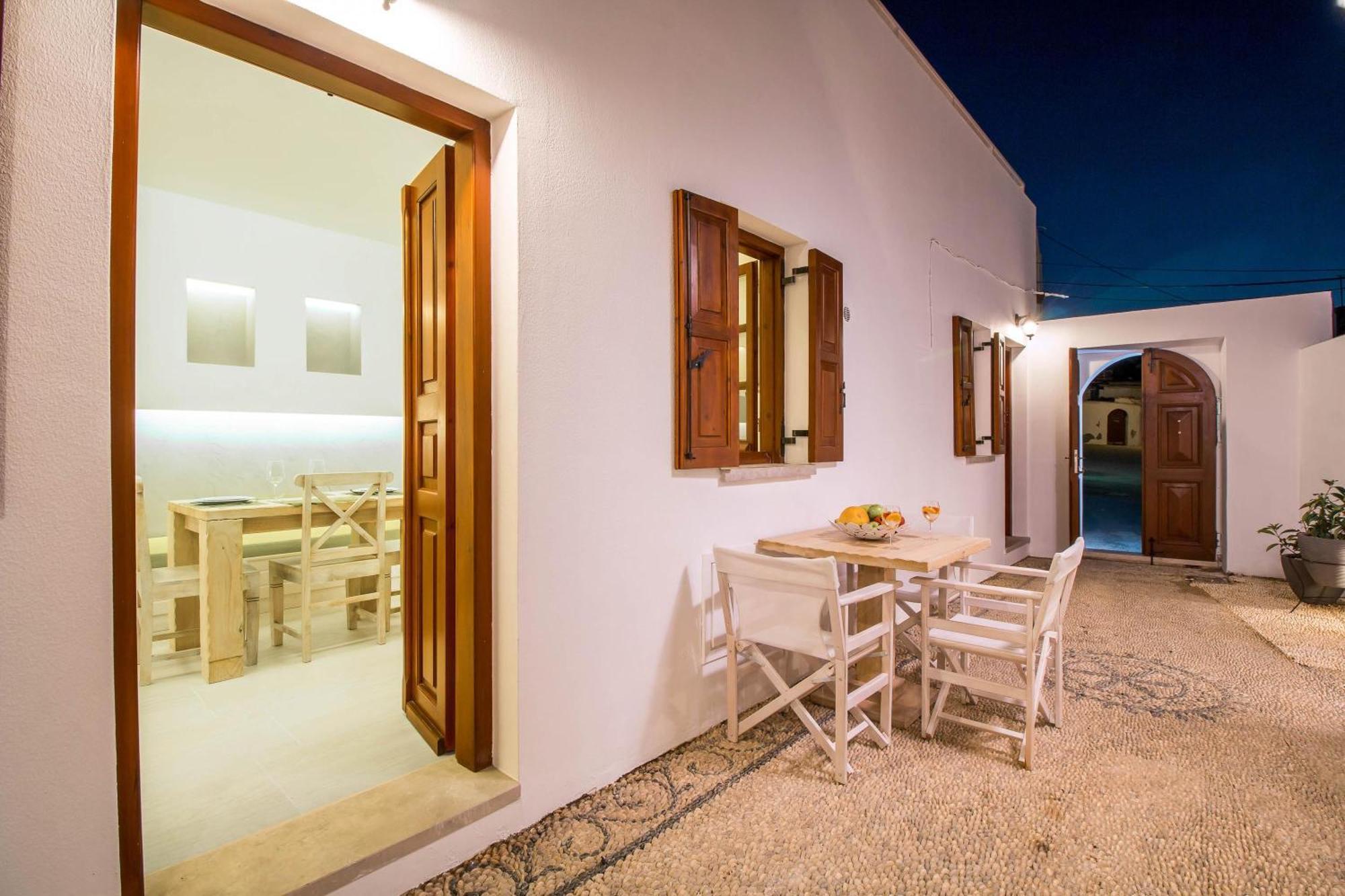 Lindian Polis Apartment Lindos  Bagian luar foto